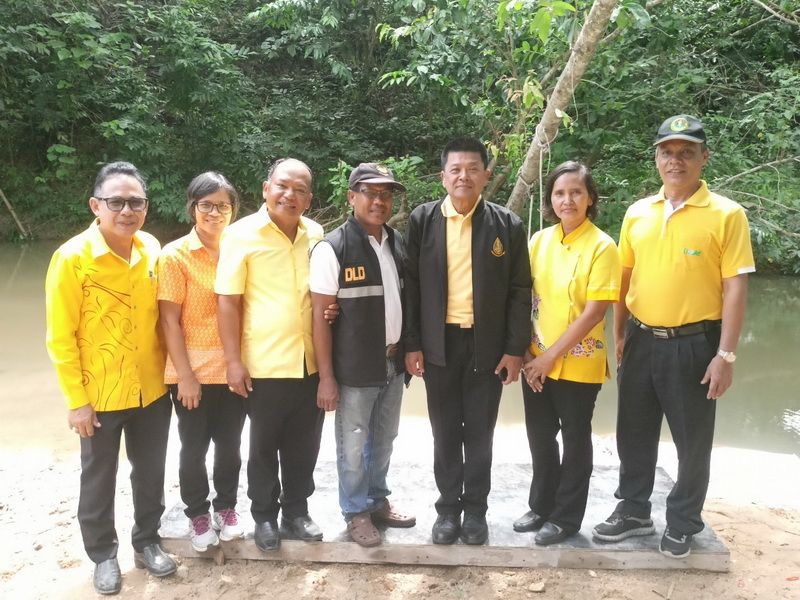 รองอธิบดีกรมประมง ร่วมปล่อยพันธุ์สัตว์น้ำ ลงสู่คลองวงศ์ อ.ศรีนครินทร์ จ.พัทลุง..คลิก