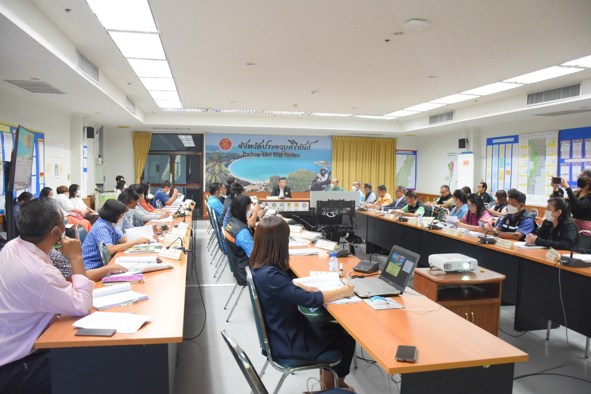 ประชุมติดตามผลการดำเนินงานตามแผนการตรวจราชการและการขับเคลื่อนแบบบูรณาการในระดับพื้นที่ของผู้ตรวจราชการกระทรวงเกษตรและสหกรณ์ รอบที่ 2  ประจำปีงบประมาณ 2566..คลิก