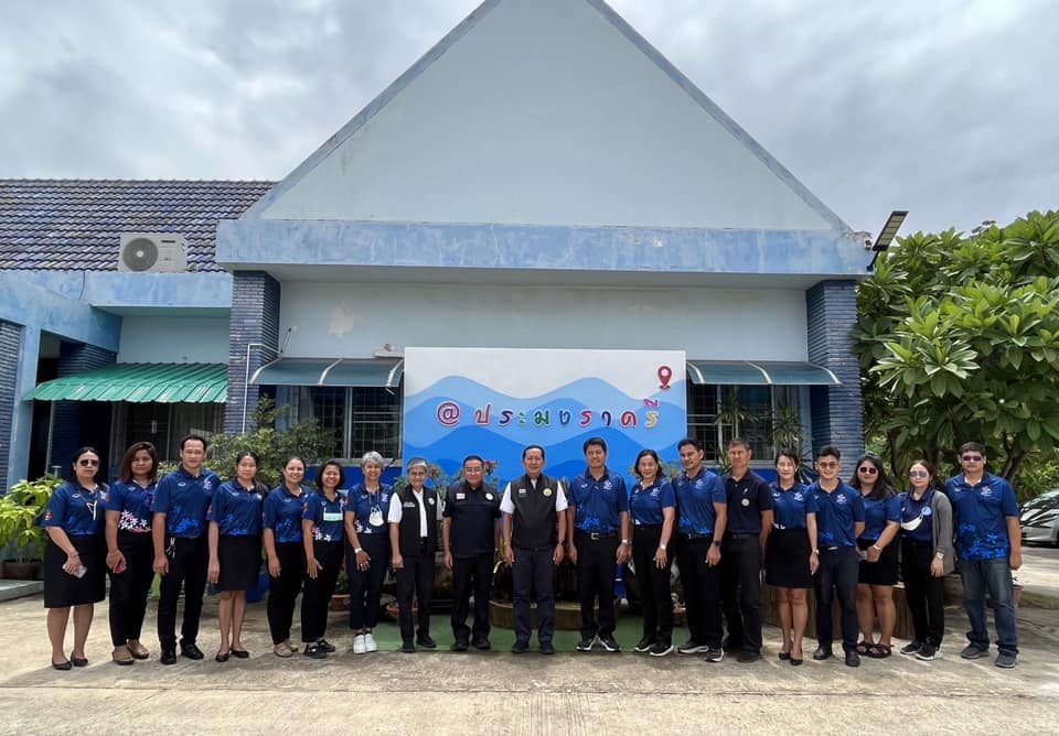 อธิบดีกรมประมง ลงพื้นที่ตรวจติดตามการดำเนินงานของสำนักงานประมงจังหวัดราชบุรี และศูนย์วิจัยและพัฒนาการเพาะเลี้ยงสัตว์น้ำจืดราชบุรี..คลิก