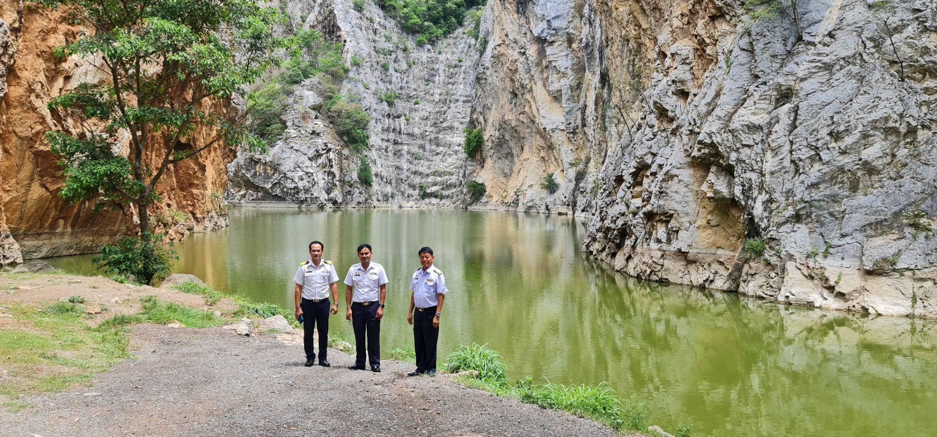 ลงพื้นที่บริเวณภูผาแรด ภายในบริเวณอุทยานแห่งชาติเขางู..คลิก