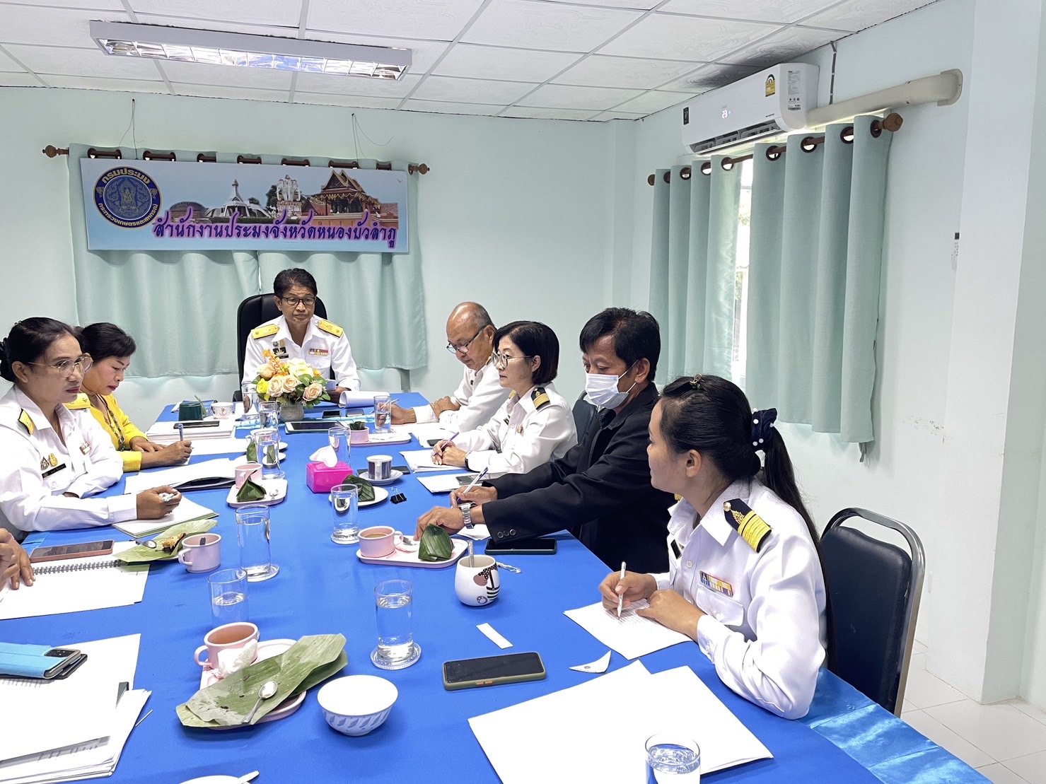 วันที่ 26 กรกฎาคม พ.ศ. 2566 สำนักงานประมงจังหวัดหนองบัวลำภู ประชุมประจำเดือนข้าราชการ พนักงานราชการและเจ้าหน้าที่ สำนักงานประมงจังหวัดหนองบัวลำภู ครั้งที่ 7/2566 ณ ห้องประชุมสำนักงานประมงจังหวัดหนองบัวลำภู จังหวัดหนองบัวลำภู..คลิก