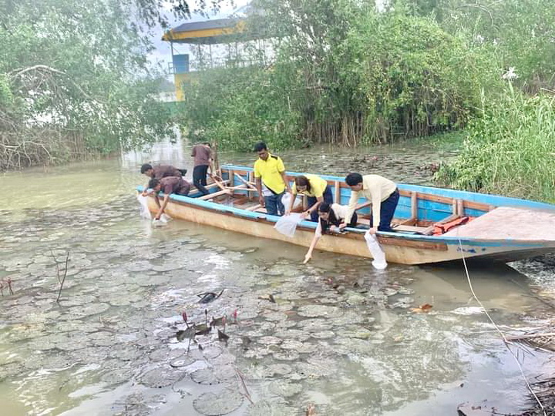 สนับสนุนพันธุ์ปลากินพืช เพื่อปล่อยลงสู่ทะเลสาบสงขลา อ.เขาชัยสน จ.พัทลุง..คลิก