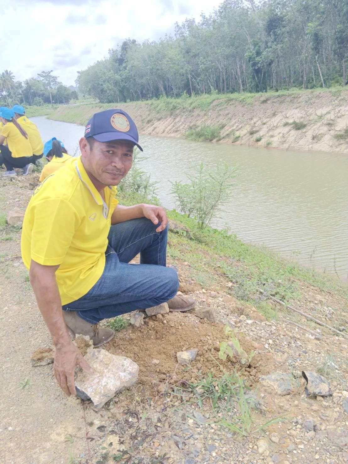 สำนักงานประมงจังหวัดสตูลเข้าร่วมกิจกรรมจิตอาสาพัฒนา เนื่องในโอกาสวันเฉลิมพระชนมพรรษาพระบาทสมเด็จพระเจ้าอยู่หัว 28 กรกฎาคม 2566..คลิก