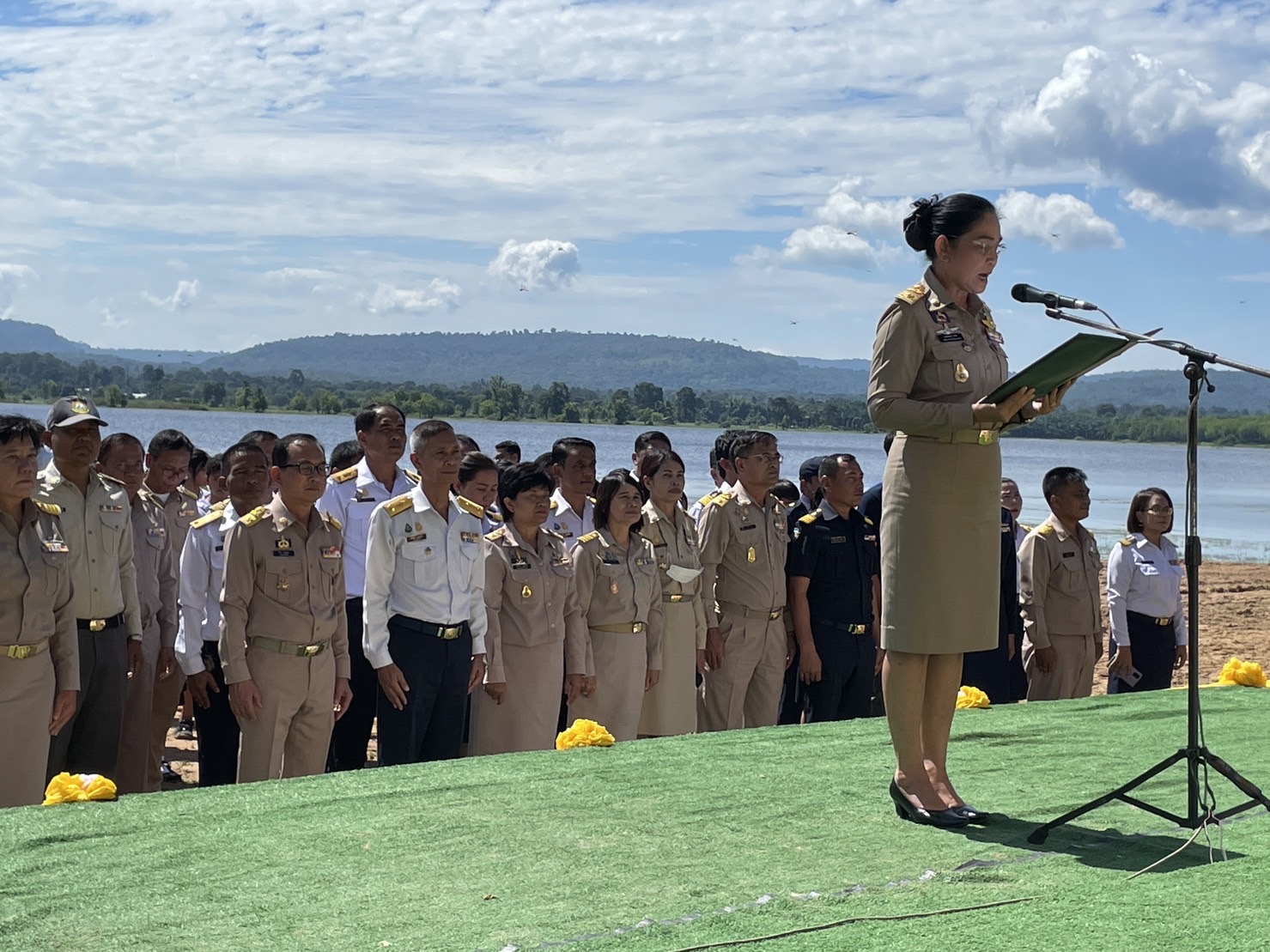 ประมงอุบลฯ จัดพิธีปล่อยพันธุ์สัตว์น้ำเนื่องในวันเฉลิมพระชนมพรรษาพระบาทสมเด็จพระปรเมนทรรามาธิบดีศรีสินทรมหาวชิราลงกรณ พระวชิรเกล้าเจ้าอยู่หัว ประจำปี 2566  วันที่ 27 กรกฎาคม 2565 เวลา 10.00 น...คลิก