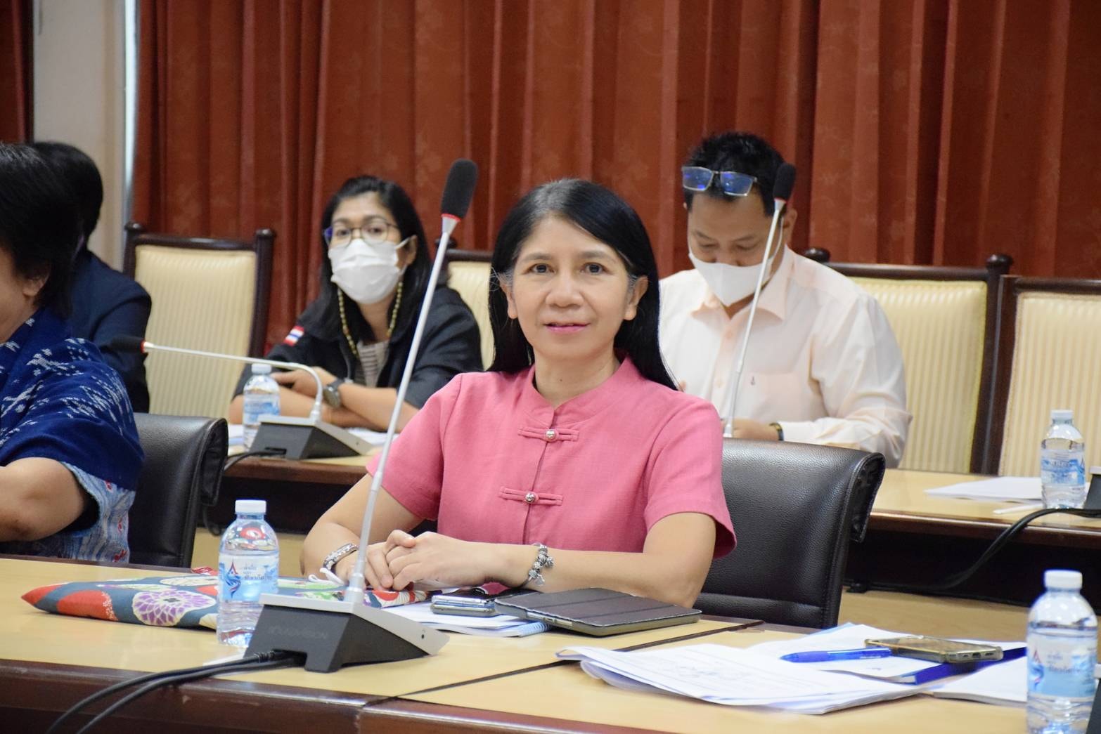 การประชุม พิจารณาทบทวนแผนปฏิบัติการด้านงานวิจัยและนวัตกรรม กรมประมง ระยะ 5 ปี..คลิก
