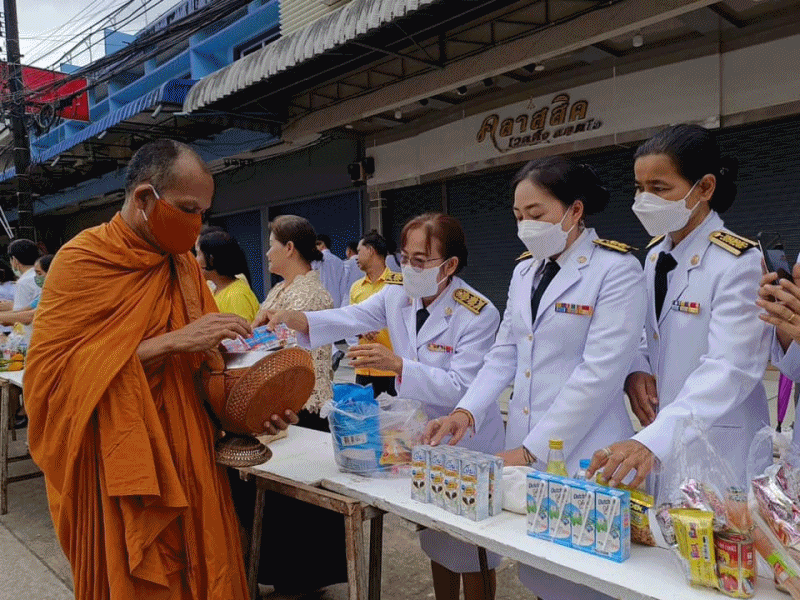 กิจกรรมทำบุญตักบาตรและพิธีปล่อยพันธุ์สัตว์น้ำ เพื่อถวายเป็นพระราชกุศล เนื่องในวันเฉลิมพระชนมพรรษา 71 พรรษา พระบาทสมเด็จพระปรเมนทรรามาธิบดีศรีสินทรมหาวชิราลงกรณ พระวชิรเกล้าเจ้าอยู่หัว 28 กรกฎาคม 2566..คลิก