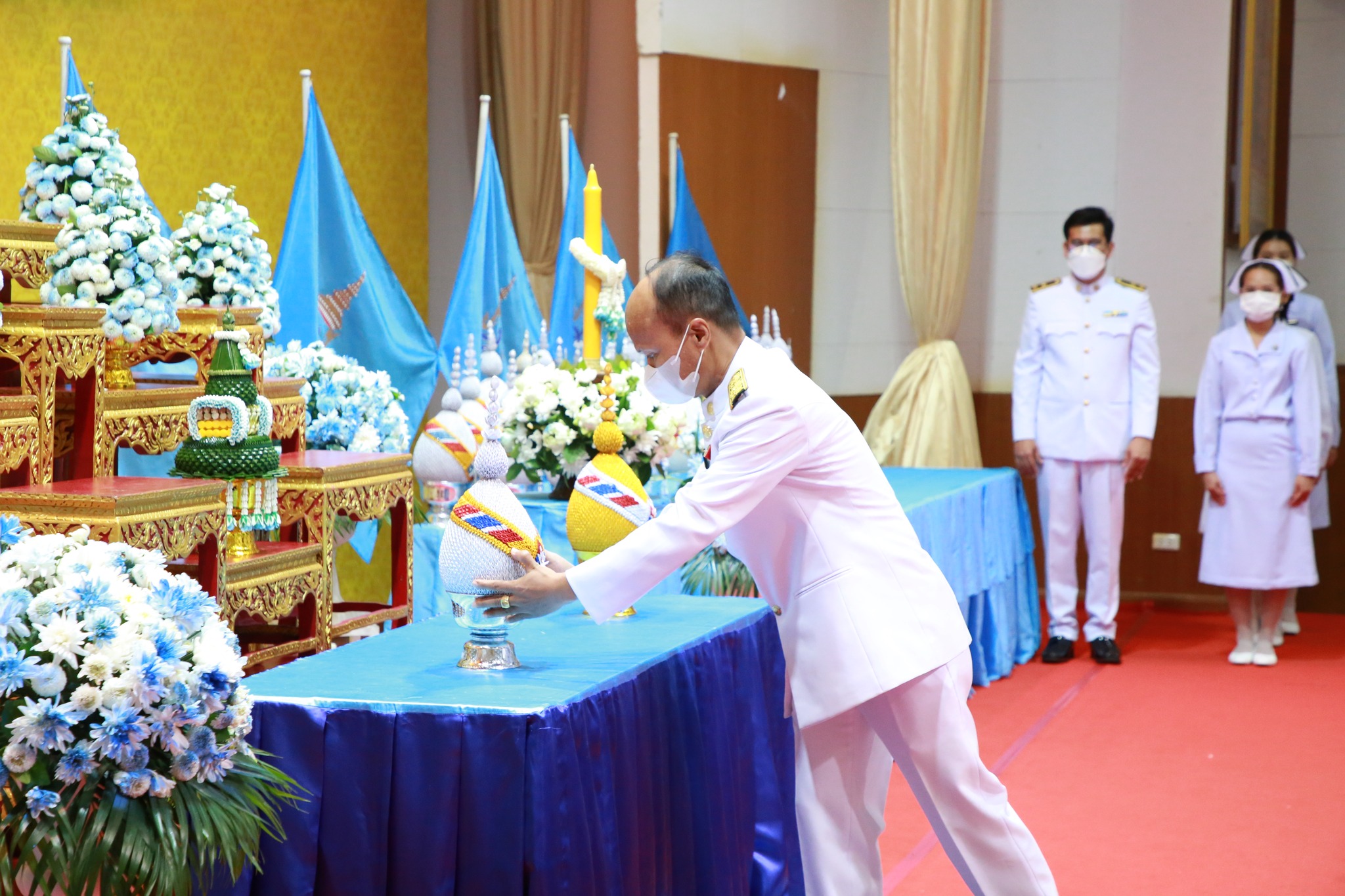 ประมงจังหวัดเพชรบูรณ์ ร่วมพิธีถวายเครื่องราชสักการะ วางพานพุ่มเงิน – พุ่มทอง และพิธีจุดเทียนชัยถวายพระพร..คลิก