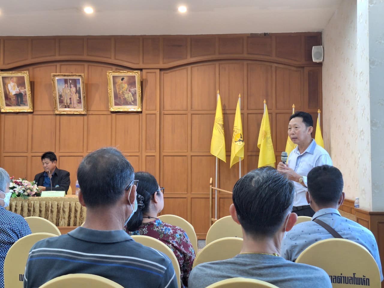 ร่วมประชุมหารือเกี่ยวกับ (ร่าง) แนวทางการจัดการน้ำทิ้งจากการเพาะเลี้ยงสัตว์น้ำในพื้นที่อำเภอบางแพ จังหวัดราชบุรี..คลิก