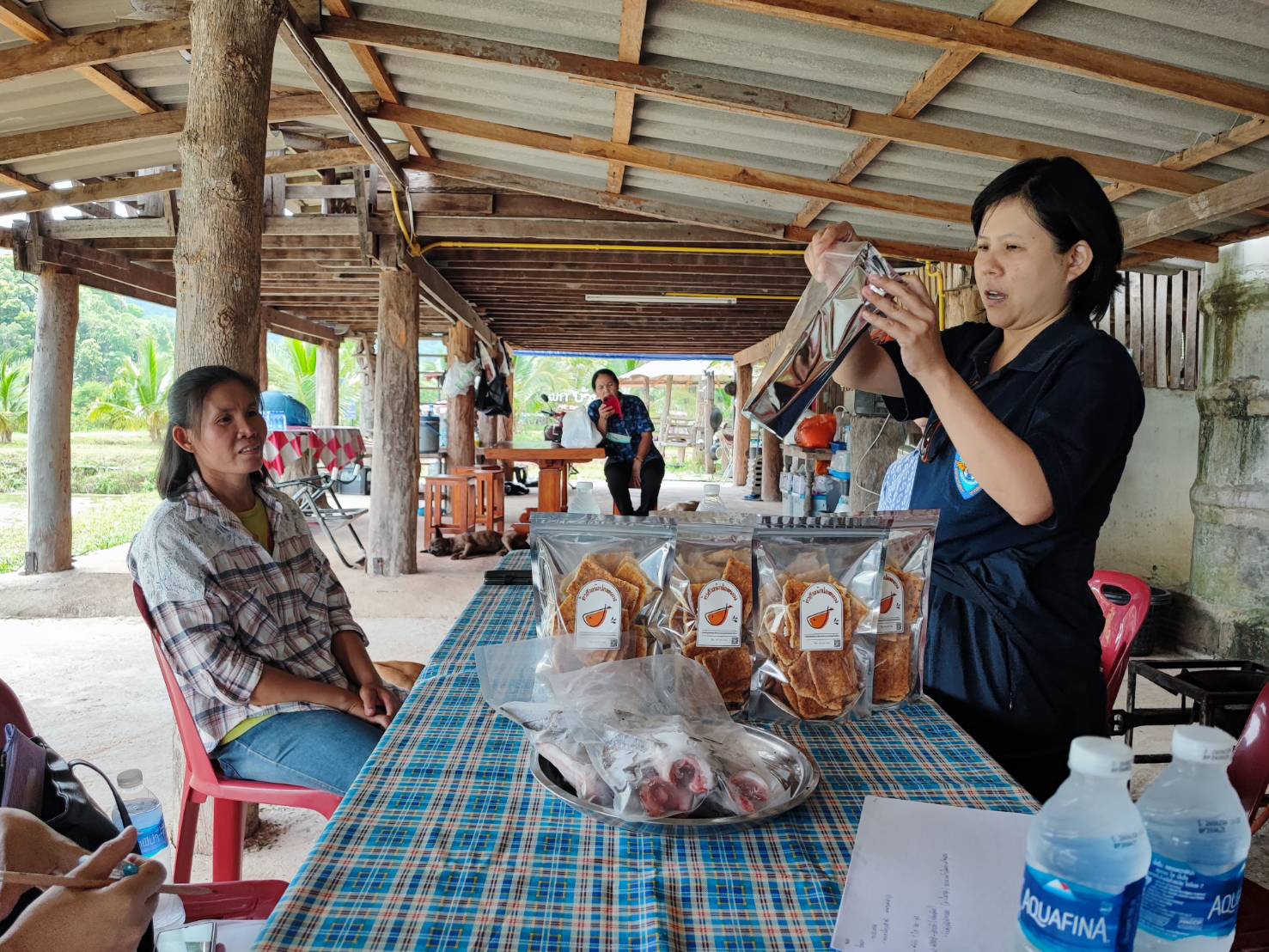 ลงพื้นที่สำรวจข้อมูลและติดตามผลการดำเนินโครงการระบบส่งเสริมเกษตรแบบแปลงใหญ่ แปลงปลานิล จ.พะเยา..คลิก