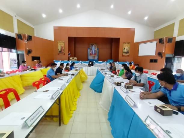 ประมงอำเภอโกรกพระ ร่วมประชุมคณะกรรมการบริหารศูนย์อำนวยการปฏิบัติการขจัดความยากจนและพัฒนาคนทุกช่วงวัยอย่างยั่งยืนตามหลักปรัชญาของเศรษฐกิจพอเพียง..คลิก