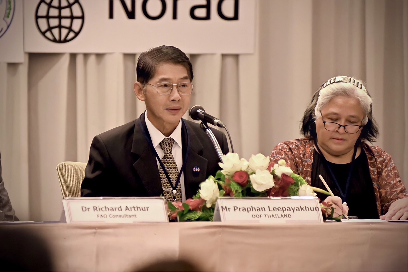 ประเทศไทย จับมือ FAO จัดประชุมเครือข่ายสุขภาพสัตว์น้ำแห่งอาเซียน  เปิดเวทีรวมหัวกะทิร่วมวิเคราะห์ความเสี่ยงการเกิดโรคระบาดในสัตว์น้ำจากการนำเข้า..คลิก