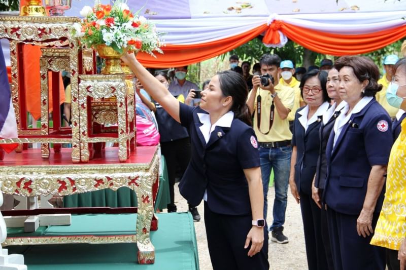 ประมงอำเภอโกรกพระ ร่วมพิธีส่งมอบบ้าน ตามโครงการก่อสร้างซ่อมแซมบ้านผู้ยากไร้และด้อยโอกาส ฯ..คลิก