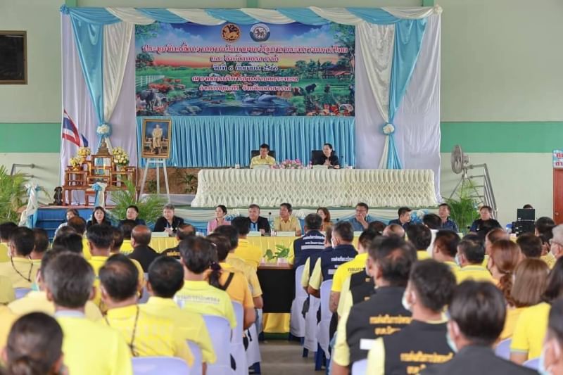 ลงพื้นที่อำเภอพยุหะคีรี เพื่อประชุมขับเคลื่อนงานตามนโยบายรัฐบาล กระทรวงมหาดไทยและจังหวัดนครสวรรค์..คลิก