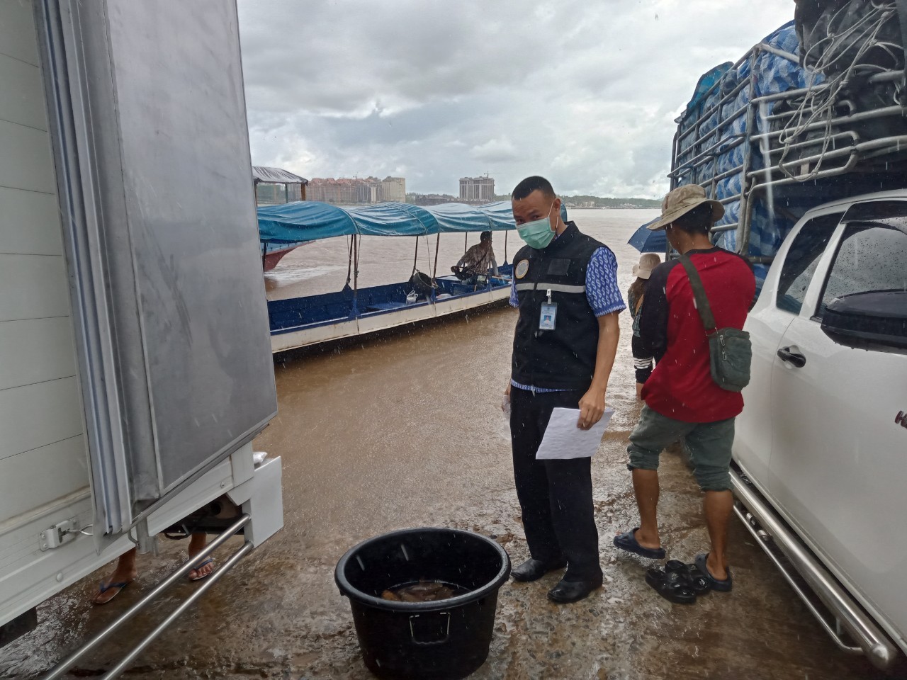 ตรวจสอบสินค้าประมงส่งออกไปยังสาธารณรัฐประชาธิปไตยประชาชนลาว และสาธารณรัฐแห่งสหภาพเมียนมาร์..คลิก