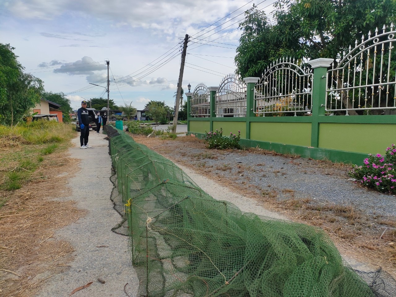 สำนักงานประมงจังหวัดสุพรรณบุรี ออกตรวจปราบปรามผู้กระทำผิดพระราชกำหนดการประมง  พ.ศ. 2558 และที่แก้ไขเพิ่มเติม..คลิก