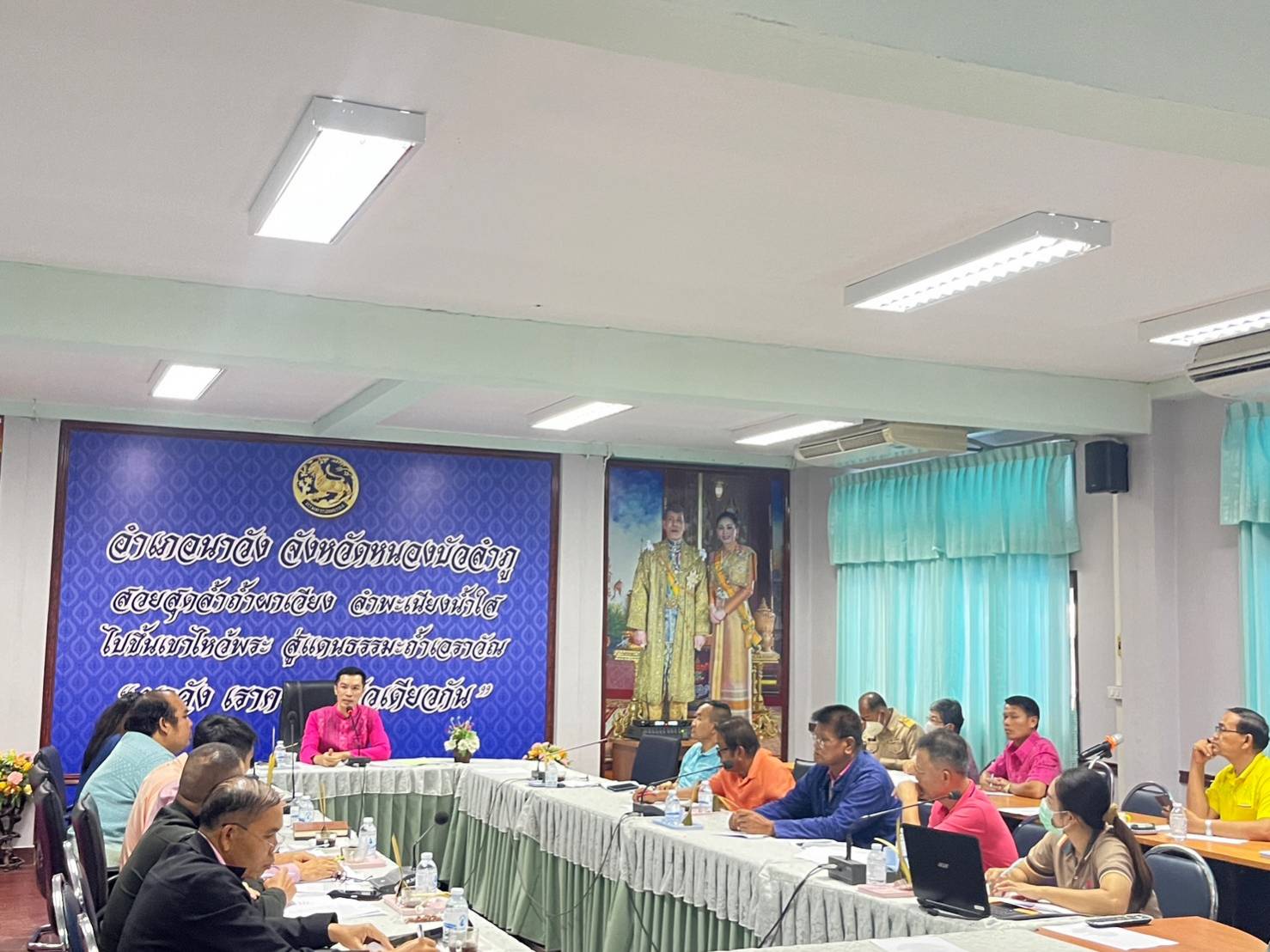วันที่ 12 กันยายน 2566    นายเมธา ตาลเหล็ก ประมงอำเภอนากลาง ร่วมประชุมประจำเดือนหัวหน้าส่วนราชการ หัวหน้าหน่วยงานรัฐวิสาหกิจ  ผู้บริหารองค์กรปกครองส่วนท้องถิ่น ผู้บริหารสถานศึกษาและหน่วยงานอื่นครั้งที่ 8/2566..คลิก