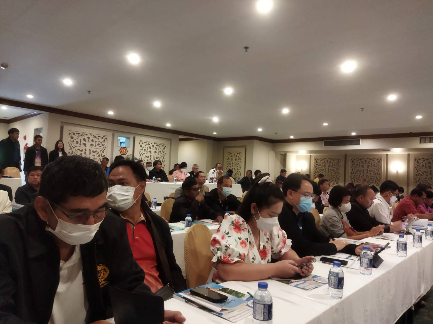 ร่วมประชุมปัจฉิมนิเทศโครงการศึกษาแผนหลักแบบบูรณาการเพื่อบรรเทาอุทกภัยและภัยแล้ง พื้นที่เฉพาะ (Area Based) ชีตอนกลาง..คลิก