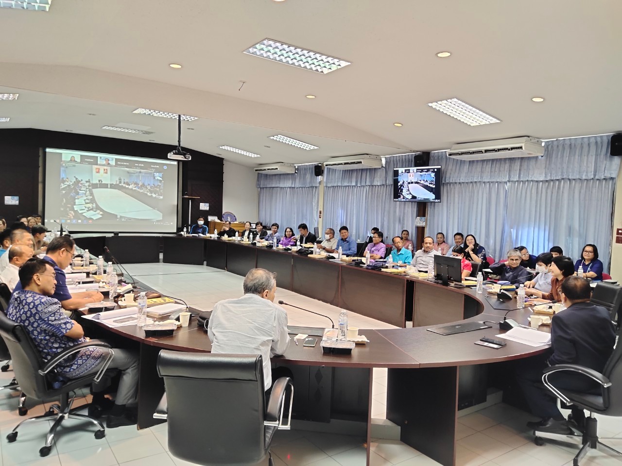 การประชุมกองวิจัยและพัฒนาการเพาะเลี้ยงสัตว์น้ำจืดครั้งที่ 2/2566..คลิก