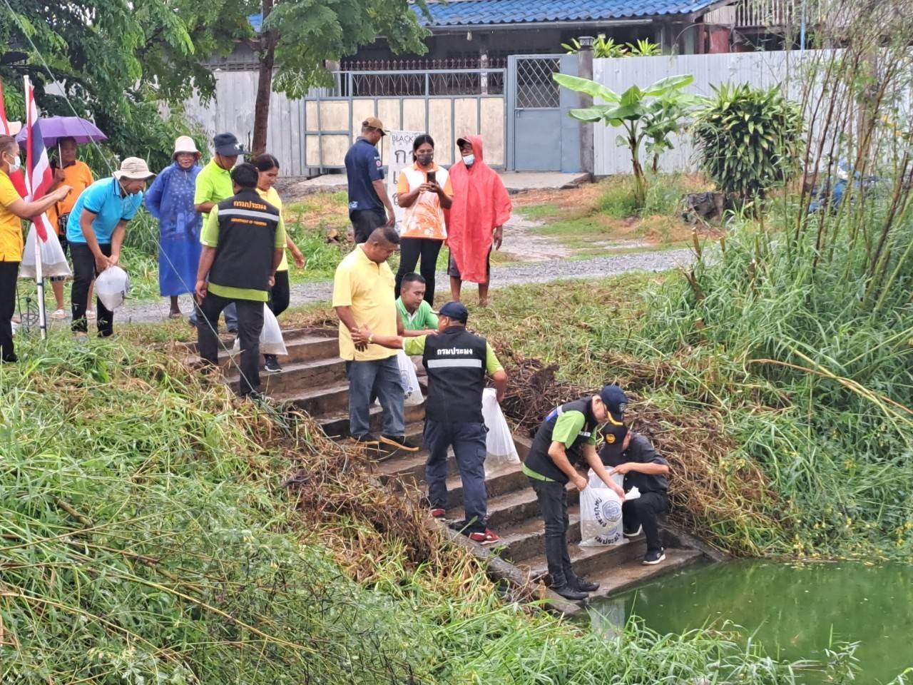 โครงการเพิ่มประสิทธิภาพการบริหารจัดการภาครัฐและการพัฒนาคุณภาพการให้บริการประชาชน อำเภอแสวงหา