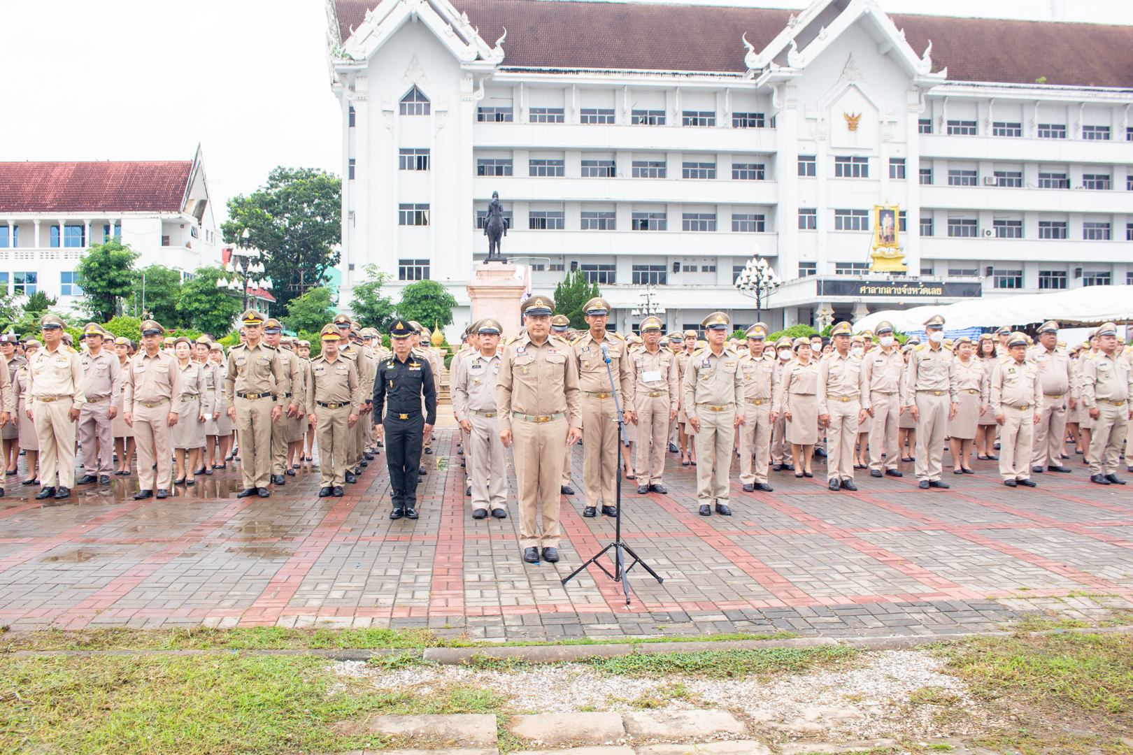 สำนักงานประมงจังหวัดเลยเข้าร่วมกิจกรรมเคารพธงชาติ ร้องเพลงชาติและร้องเพลงสรรเสริญพระบารมี  เนื่องในวันพระราชทานธงชาติไทย..คลิก