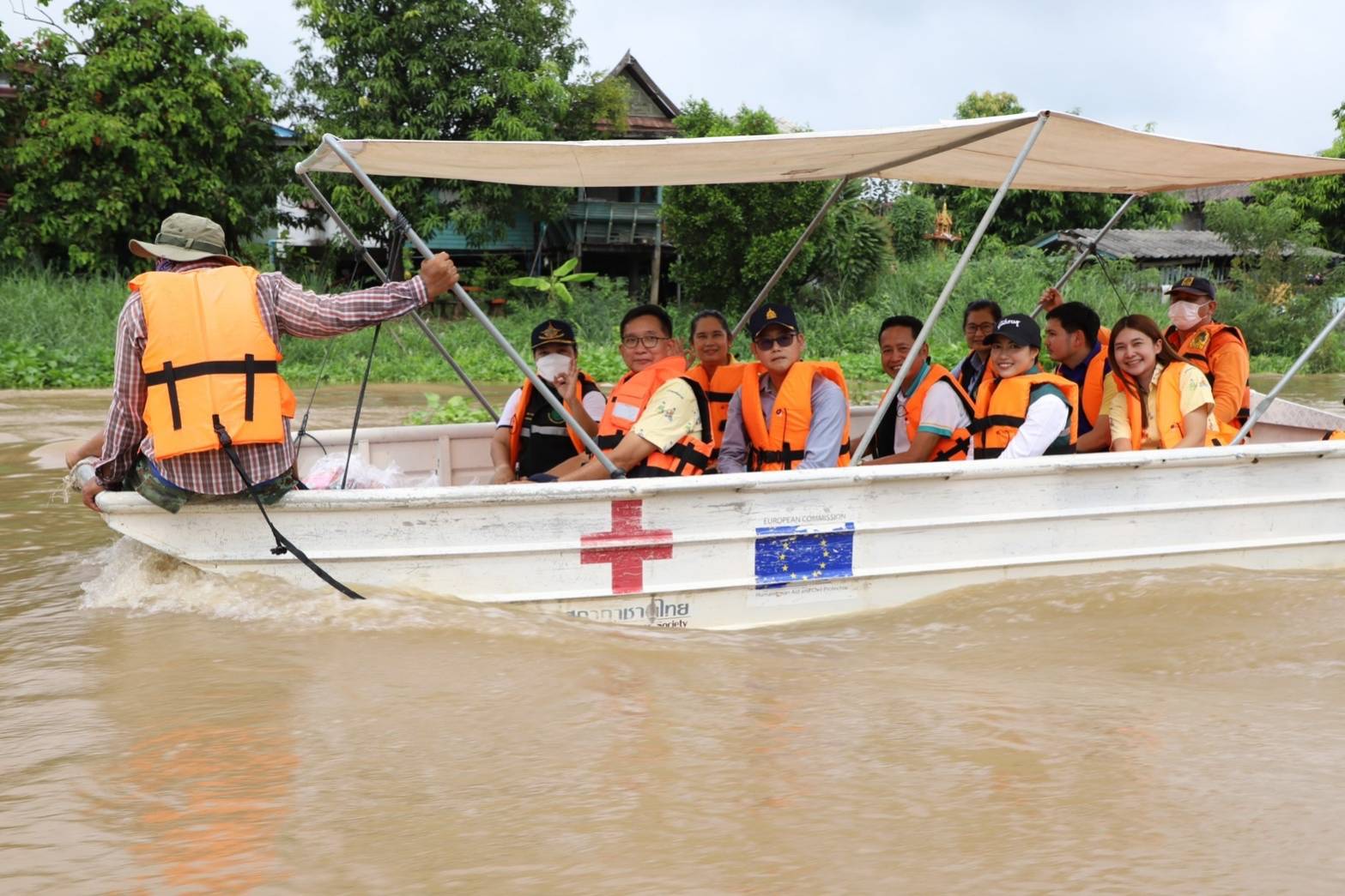 ลงพื้นที่ติดตามสถานการณ์น้ำ