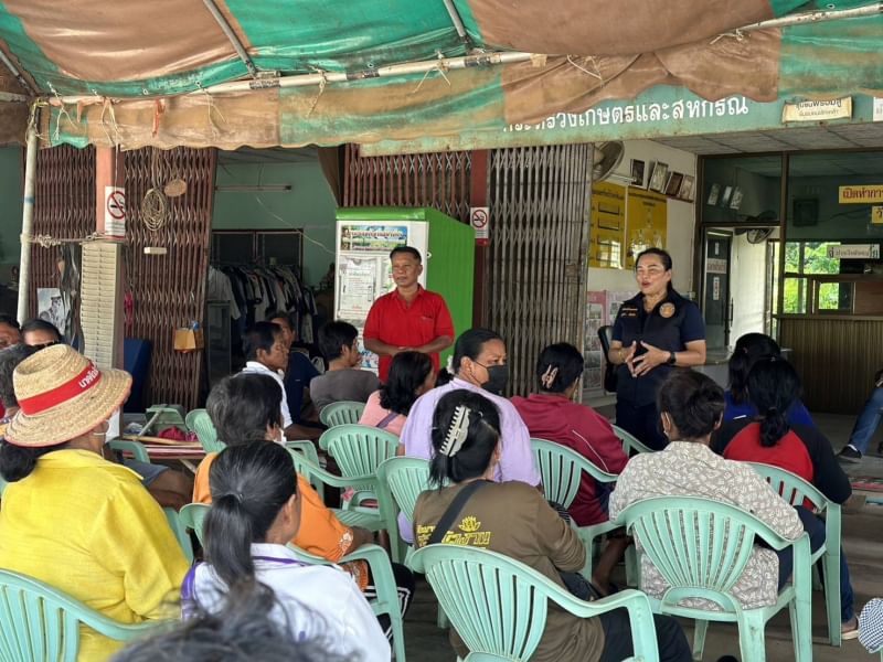 ประชุมเตรียมความพร้อมและสร้างความเข้าใจแก่สมาชิกภายในกลุ่ม สำหรับจัดทำโครงการสร้างความเข้มแข็งกลุ่มการผลิตด้านประมง..คลิก