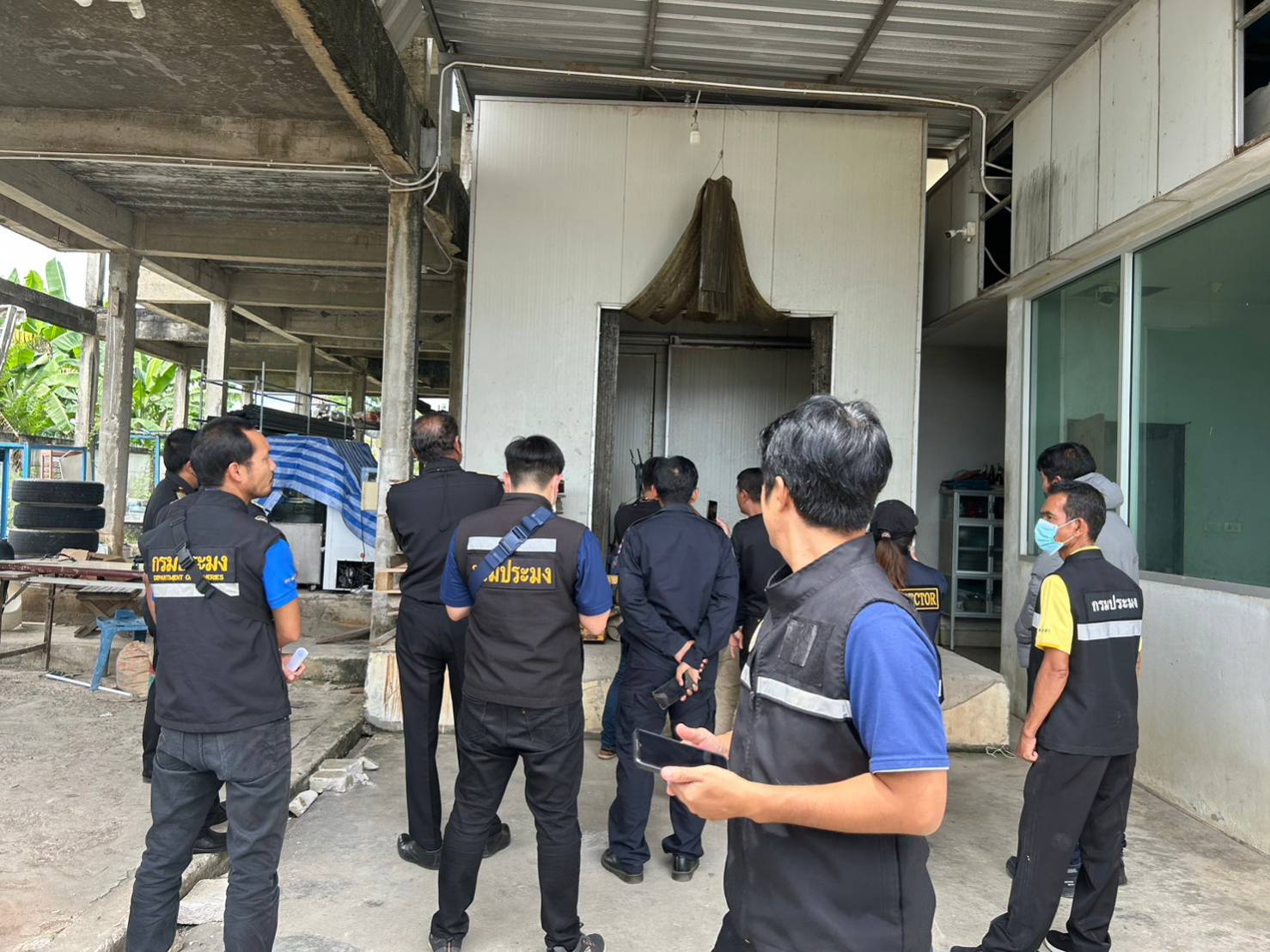 ศบป. 8 (สงขลา) บูรณาการร่วมกับหน่วยงานปศุสัตว์ ตำรวจ ในการการปราบปรามการลักลอบนำเข้าส่งออกสินค้าเกษตรผิดกฏหมาย..คลิก