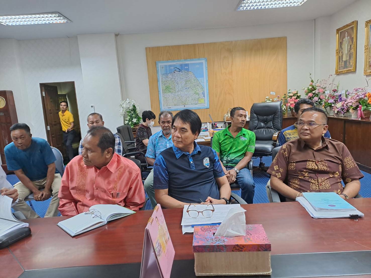 เข้าร่วมประชุมหารือข้อร้องเรียนการใช้เครื่องมือประมงคราดหอยในอ่าวปัตตานี..คลิก