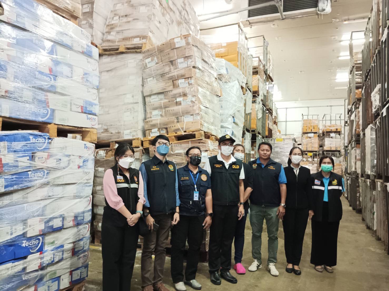การตรวจสอบห้องเย็นหรือสถานที่เก็บเนื้อสัตว์และซากสัตว์ เพื่อเข้มงวดตรวจสอบแหล่งที่มาของเนื้อสัตว์ให้ถูกต้อง..คลิก