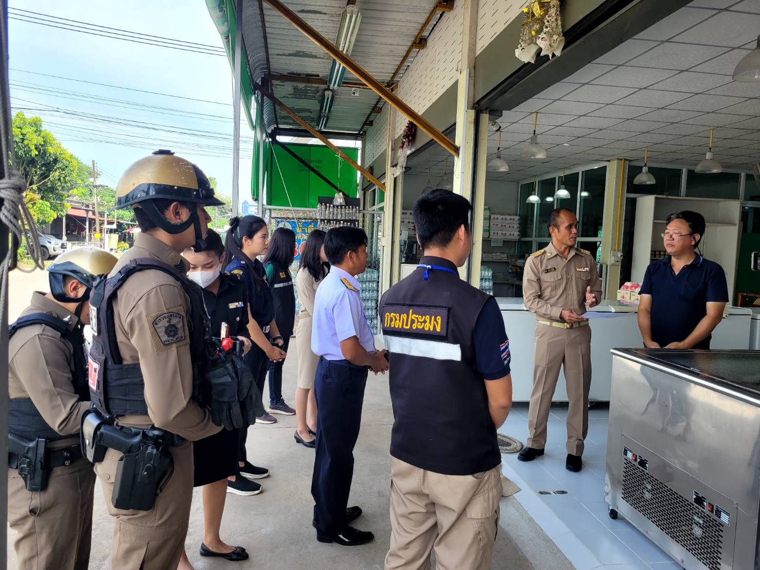 ตรวจสถานที่พักซากสัตว์และสถานที่เก็บซากสัตว์ ในพื้นที่อำเภอเมืองนครพนม..คลิก