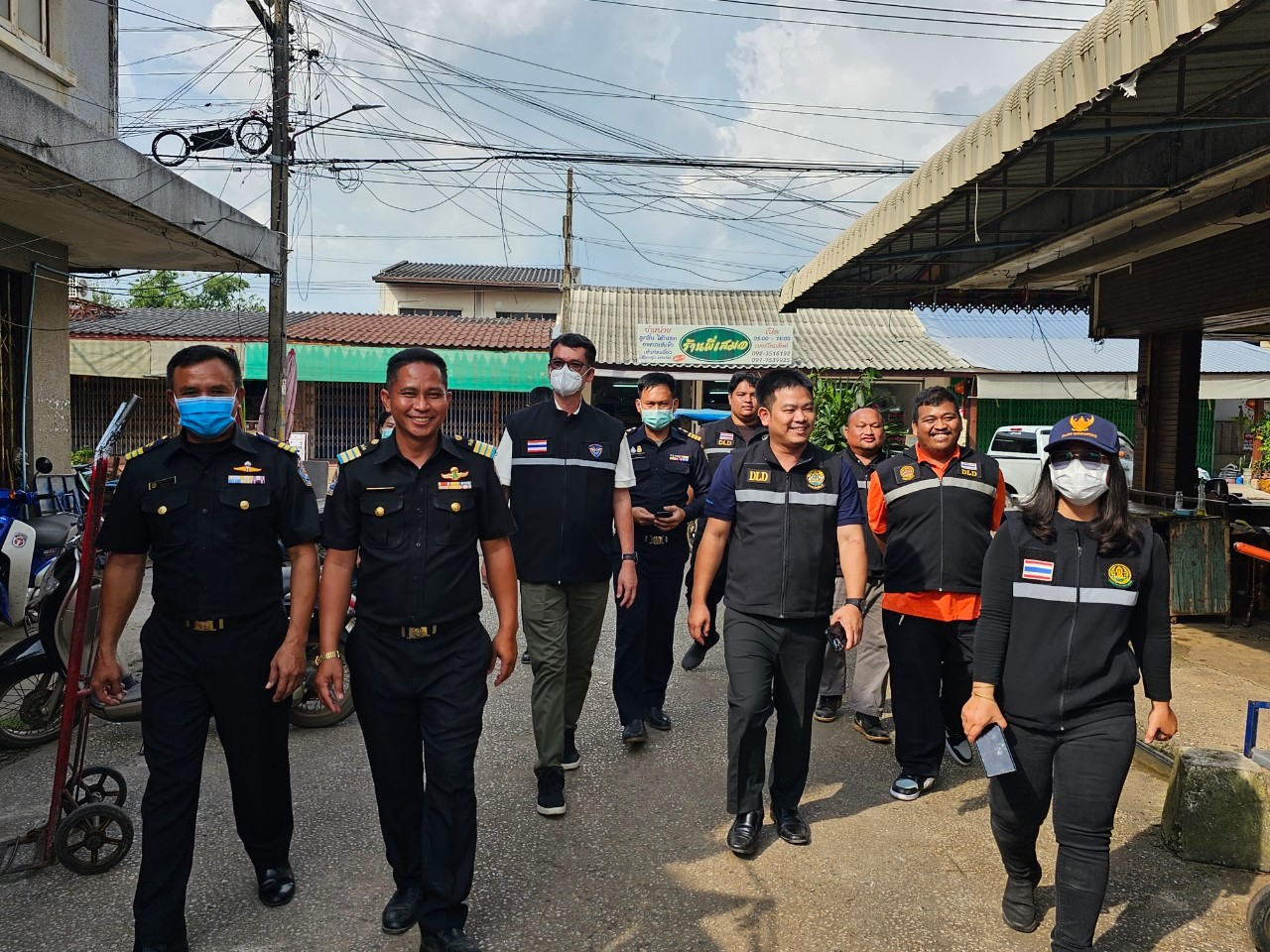 ดำเนินการเข้าตรวจห้องเย็น และสถานที่เก็บเนื้อสัตว์และซากสัตว์ในพื้นที่ อำเภอวังน้ำเย็น อำเภอเขาฉกรรจ์ อำเภอสระแก้ว และอำเภอวัฒนานคร จังหวัดสระแก้ว