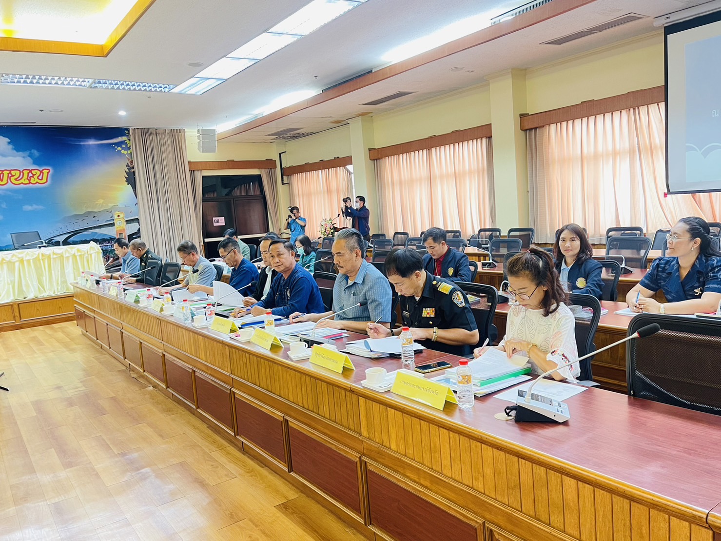 ประชุมคณะกรรมการให้ความช่วยเหลือผู้ประสบภัยพิบัติจังหวัดนครพนม ครั้งที่2/2566..คลิก