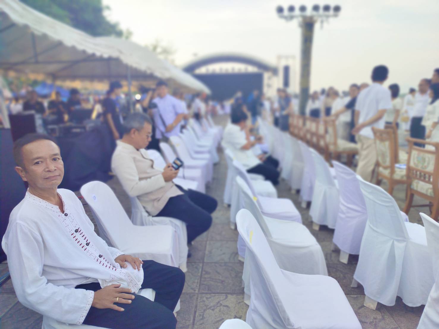 ร่วมพิธีรำบวงสรวงพญาศรีสัตตนาคราช ก่อนเริ่มงานประเพณีไหลเรือไฟจังหวัดนครพนม ประจำปี 2566..คลิก