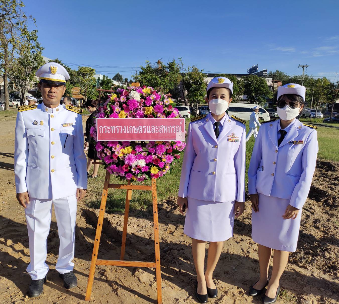 ประมงอุบลฯ ร่วมพิธีวางพวงมาลาเนื่องใน “วันปิยมหาราช” 2566..คลิก