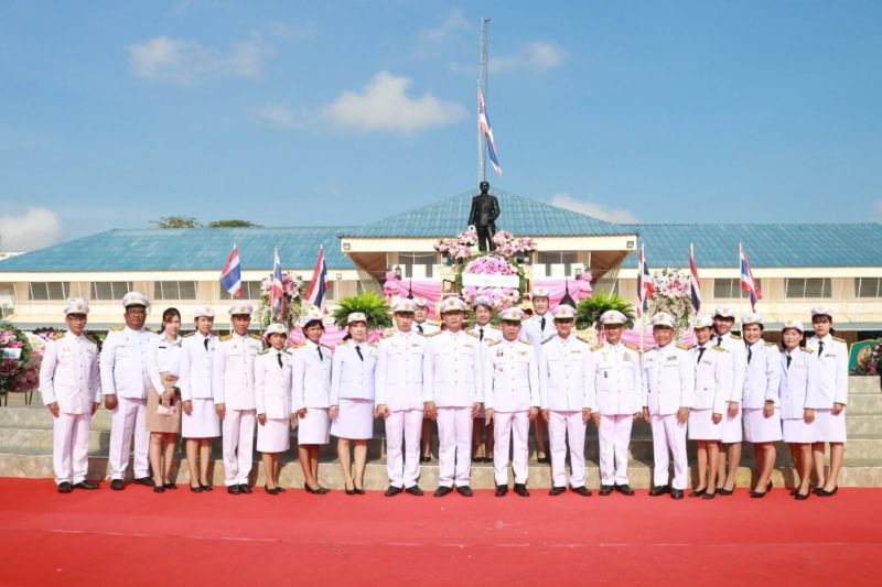 ประมงอำเภอชุมแสง เข้าร่วมกิจกรรมน้อมรำลึกเนื่องในวันคล้ายวันสวรรคต พระบาทสมเด็จพระจุลจอมเกล้าเจ้าอยู่หัว (วันปิยมหาราช)..คลิก