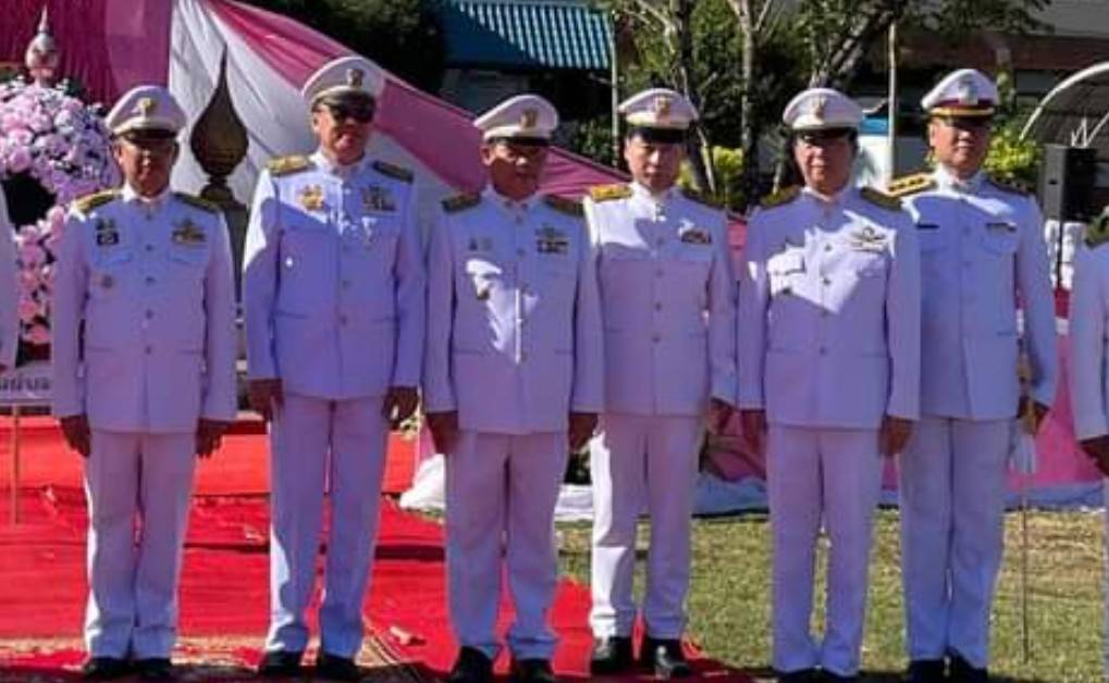พิธีวางพวงมาลา ถวายราชสักการะ เพื่อน้อมรำลึกถึงพระมหากรุณาธิคุณ เนื่องในวันคล้ายวันสวรรคตพระบาทสมเด็จพระจุลจอมเกล้าเจ้าอยู่หัว รัชกาลที่ ๕ “วันปิยมหาราช”..คลิก