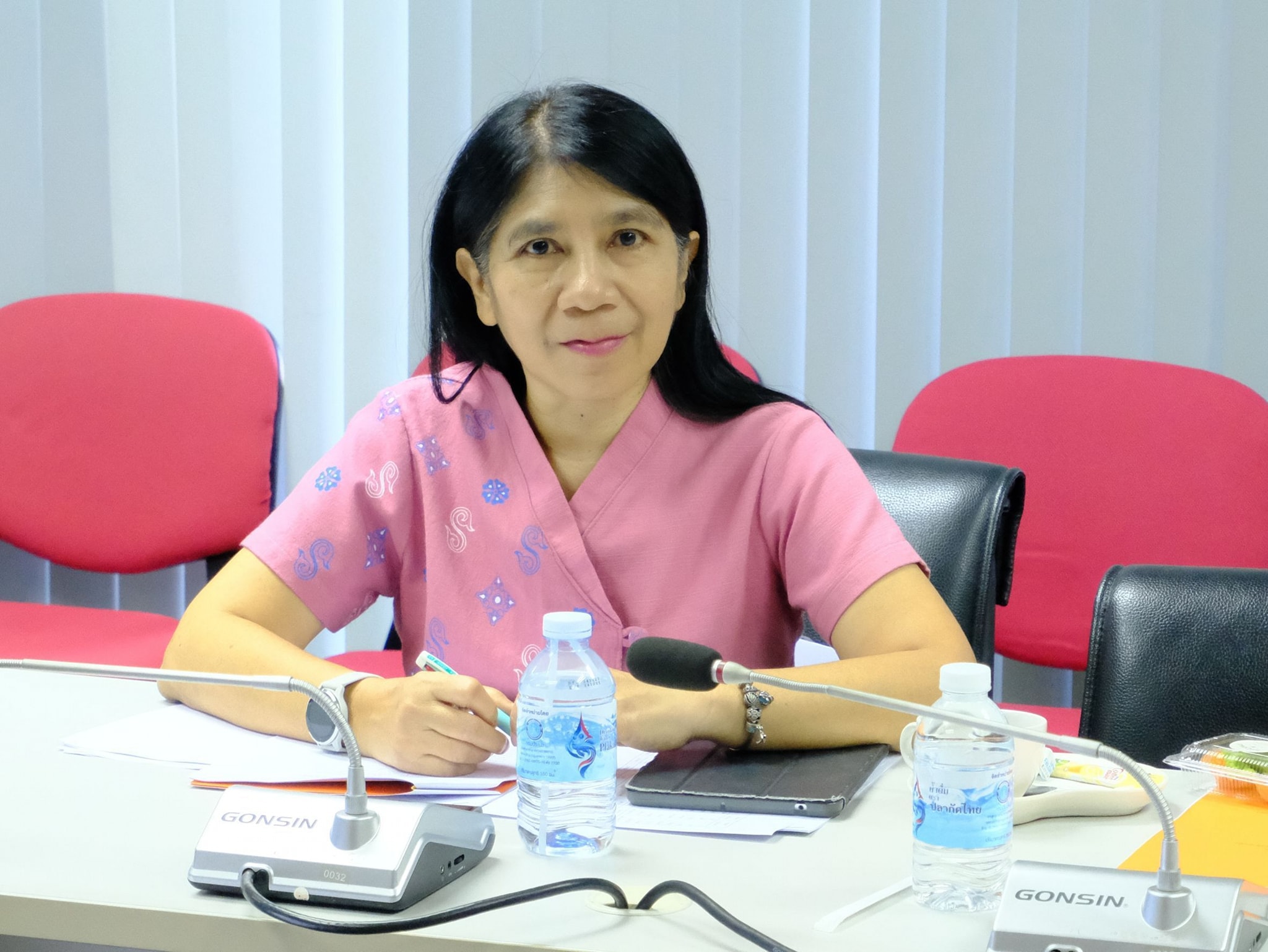 การประชุมหารือการแก้ไขปัญหากุ้งขาวแวนนาไมราคาตกต่ำ..คลิก