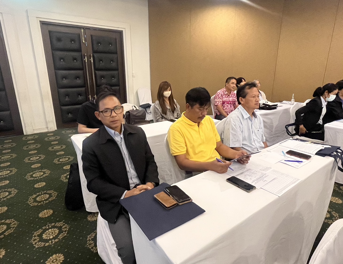 ประมงจังหวัดพัทลุง เข้าร่วมสัมมนารับฟังและแลกเปลี่ยนความคิดเห็น โครงการศึกษาการจัดทำ Model การพัฒนาโครงข่ายคมนาคม ในพื้นที่กลุ่มจังหวัดภาคกลางและภาคใต้ เชื่อมโยงกับพื้นที่ระเบียงเศรษฐกิจภายใต้กรอบ GMS เพื่อสนับสนุนการพัฒนาด้านเศรษฐกิจและการท่องเที่ยวพื้นที่กลุ่มจังหวัดภาตใต้อ่าวไทย 2..คลิก