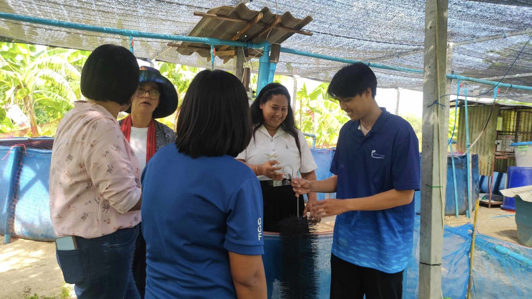 ลงพื้นที่เยี่ยมชมการเลี้ยงปลาชะโอนในระบบอควาโปนิค ระบบหมุนเวียนน้ำกลับมาใช้ใหม่ ระบบการเติมอากาศฯ ณ สาขาวิชาวิทยาศาสตร์การประมง มหาวิทยาลัยเทคโนโลยีราชมงคลสุวรรณภูมิ ศูนย์พระนครศรีอยุธยา หันตรา..คลิก