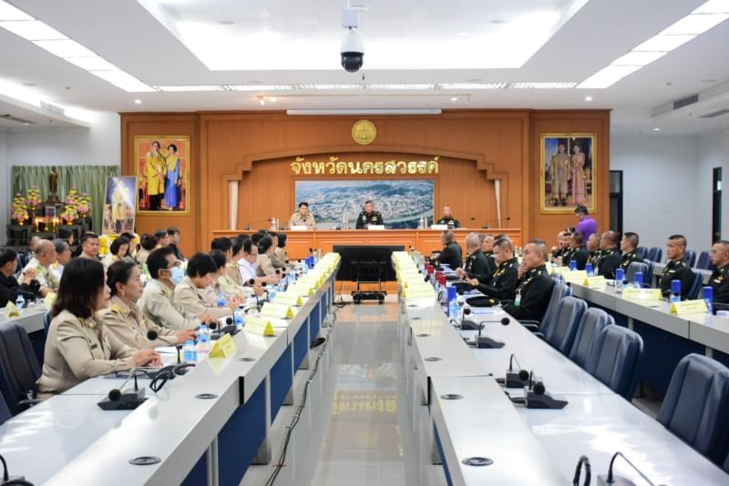 พลโทประสาน แสงศิริรักษ์ แม่ทัพภาคที่ 3 พร้อมคณะฯ ลงพื้นที่ตรวจเยี่ยมและรับทราบปัญหาภัยคุกคามด้านความมั่นคงในจังหวัดนครสวรรค์..คลิก