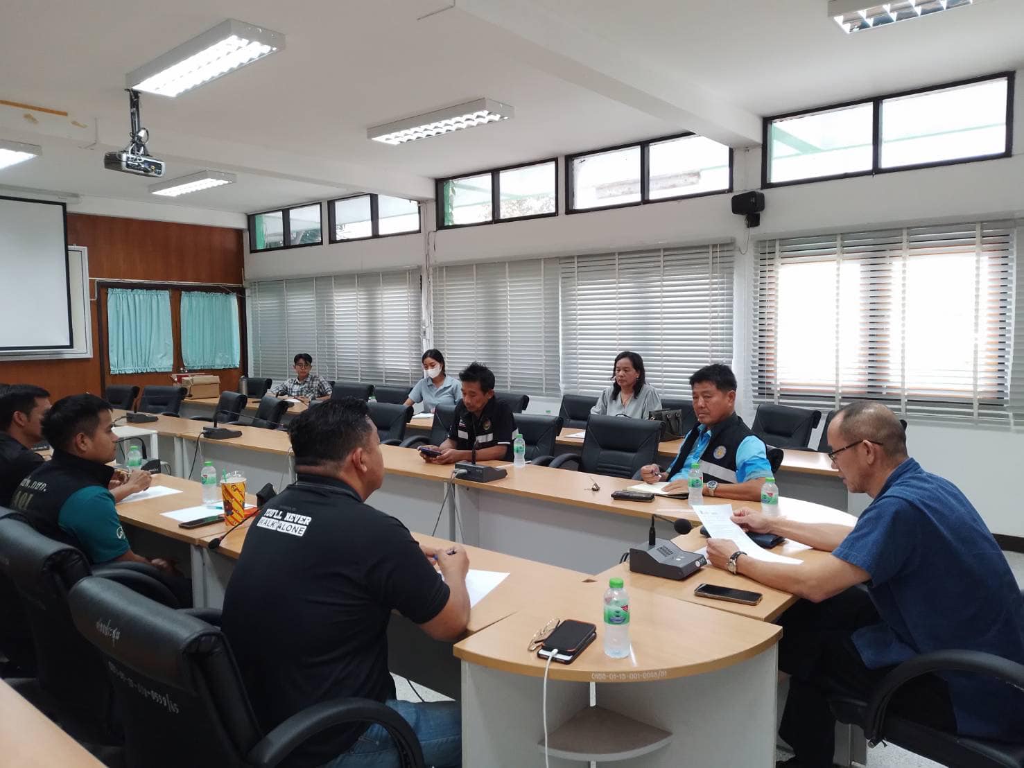 ร่วมประชุมหารือเรื่องการตรวจสอบ กักกัน และดำเนินคดีกับสินค้าเกษตรเถื่อนผิดกฎหมาย และวางแผนบูรณาการร่วมตรวจสอบห้องเย็น