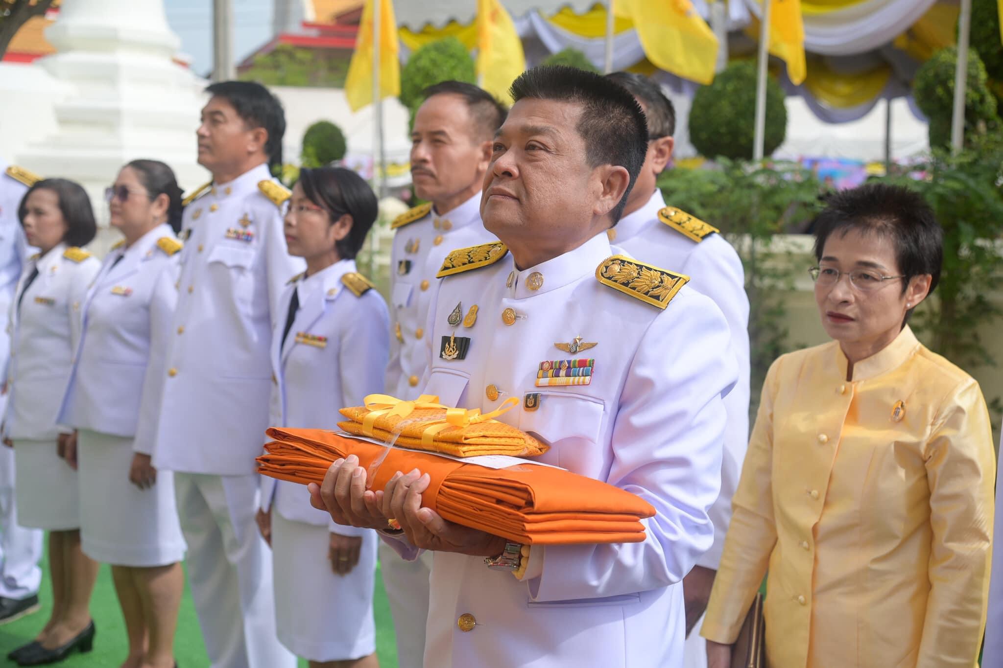 วันที่ 19 พฤศจิกายน 2566 นายบัญชา สุขแก้ว รองอธิบดีกรมประมง เป็นประธานพิธีถวายผ้าพระกฐินพระราชทานกรมประมง ประจำปี 2566