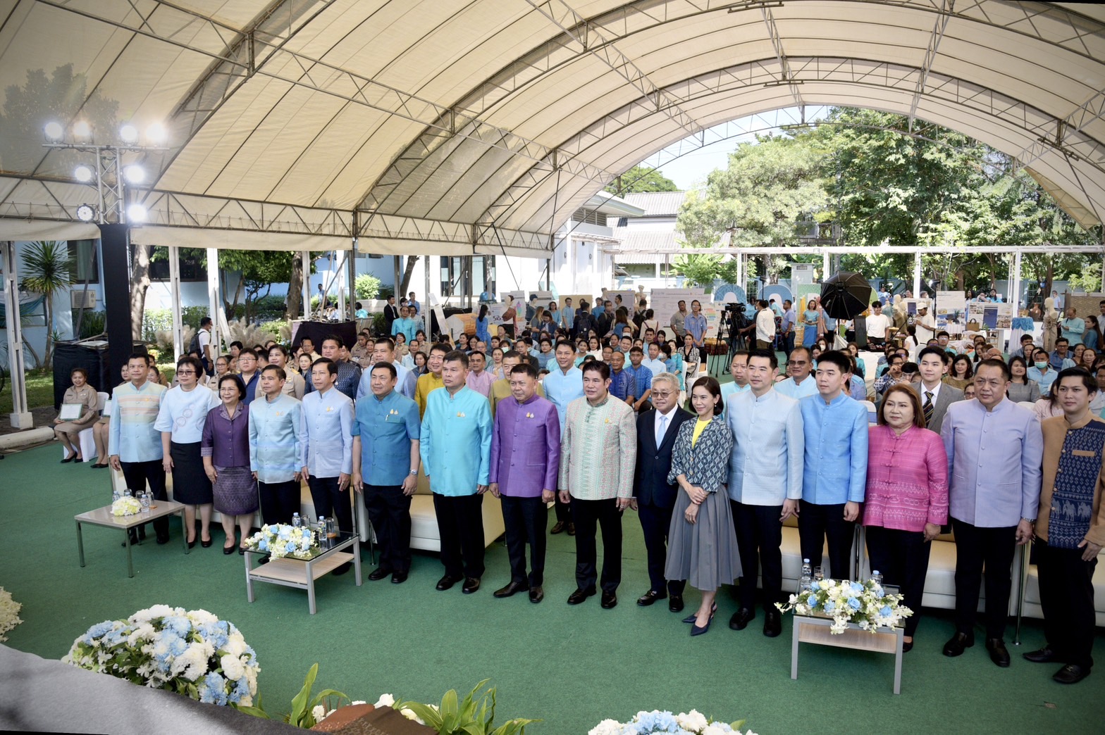 กรมประมงร่วมแสดงความยินดีวันคล้ายวันสถาปนากรมหม่อนไหม เนื่องในโอกาสครบรอบ 14 ปี..คลิก