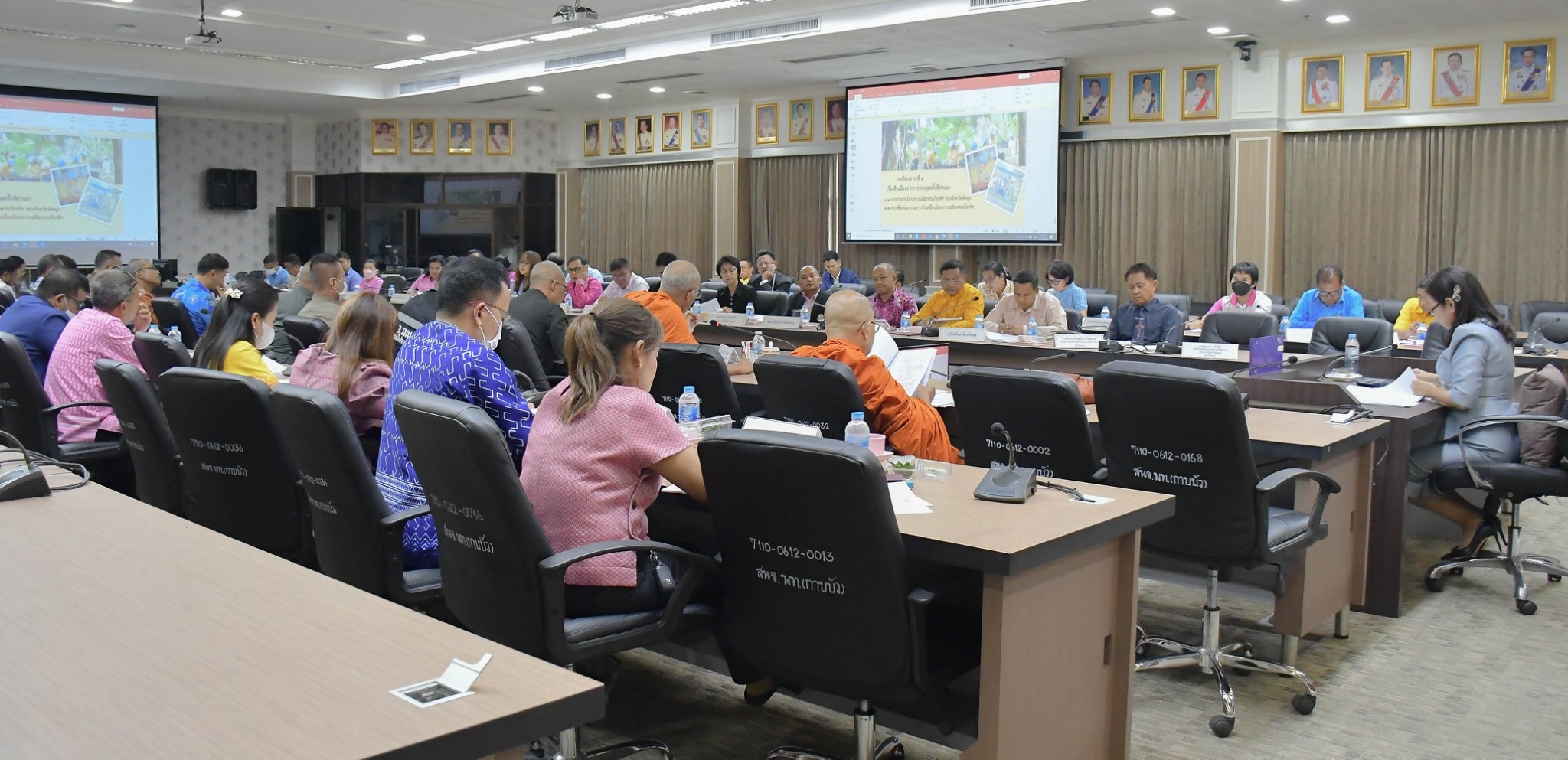 ประมงจังหวัดพัทลุง เข้าร่วมประชุมคณะกรรมการขับเคลื่อนโครงการเฉลิมพระเกียรติพระบาทสมเด็จพระเจ้าอยู่หัว เนื่องในโอกาสมหามงคลเฉลิมพระชนมพรรษา 6 รอบ  28 กรกฎาคม 2567 จังหวัดพัทลุง  และคณะทำงานขับเคลื่อนกิจกรรมวันดินโลก..คลิก