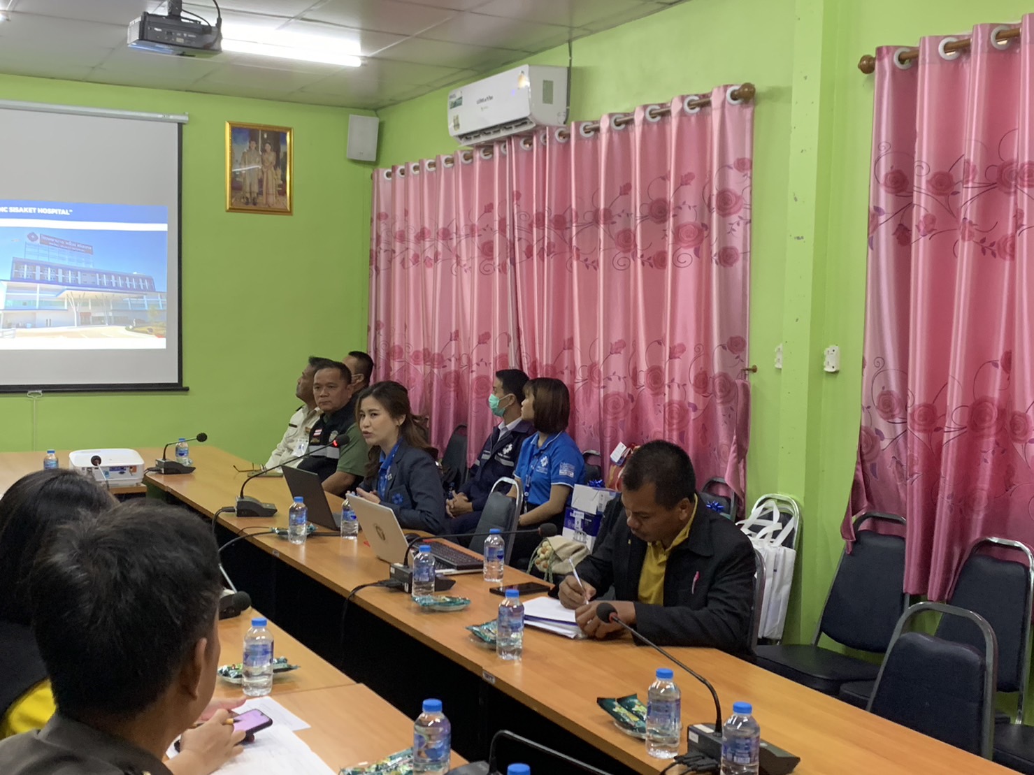 ประชุมแลกเปลี่ยนเรียนรู้กระบวนการชายแดนที่เกี่ยวข้องเพื่อประชุมแลกเปลี่ยนเรียนรู้กระบวนการคัดกรอง ฝ้าระวังและตรวจจับโรค