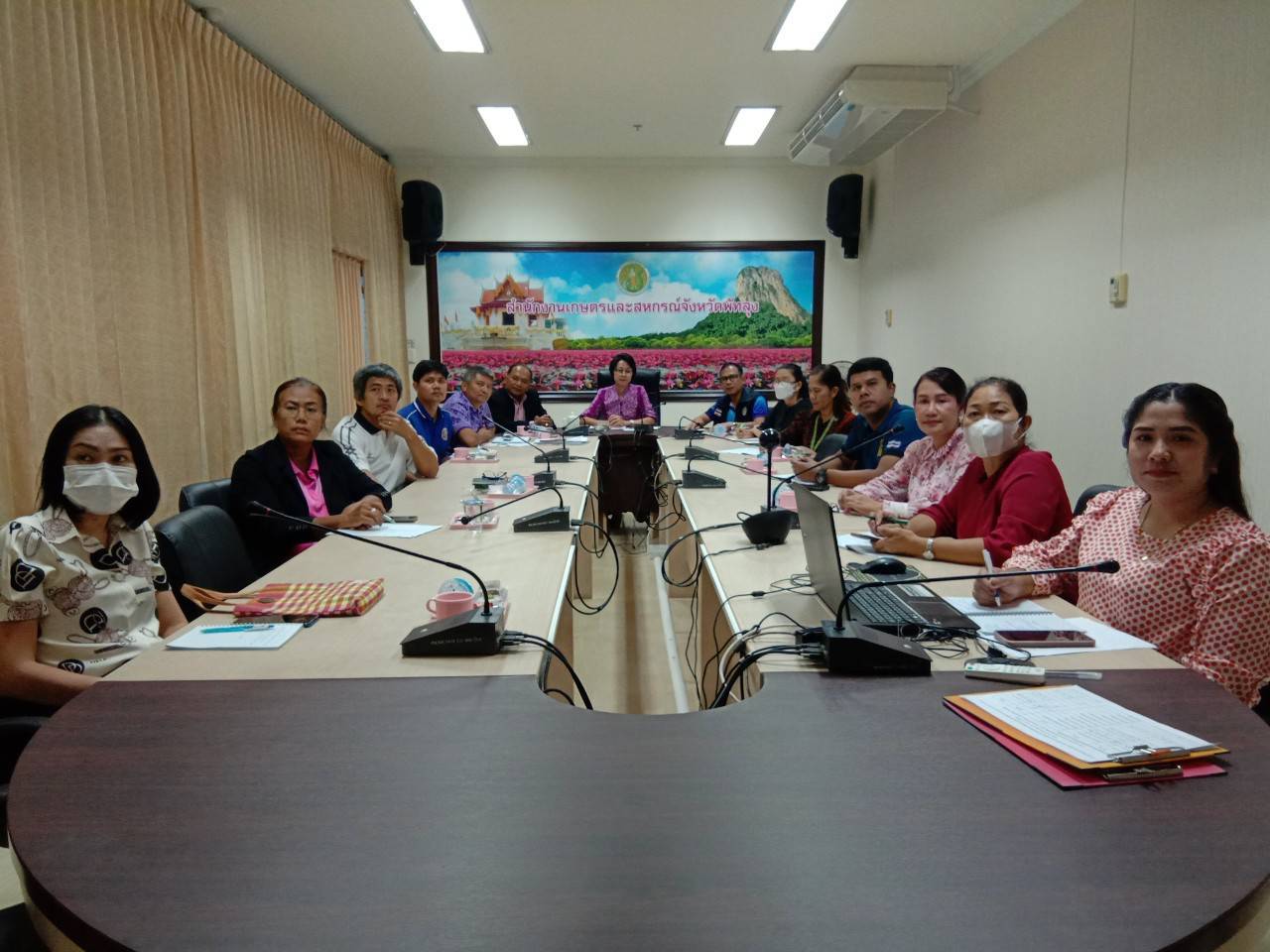 ประมงจังหวัดพัทลุง เข้าร่วมประชุม คณะกรรมการบริหารศูนย์ติดตามและแก้ไขปัญหาภัยพิบัติด้านการเกษตรจังหวัดพัทลุง  เรื่องแนวทางในการติดตาม เฝ้าระวังสถานการณ์และเตรียมความพร้อมป้องกันและแก้ไขปัญหาฝุ่นละอองขนาดเล็กไม่เกิน 2.5 ไมครอน ภาคการเกษตร..คลิก