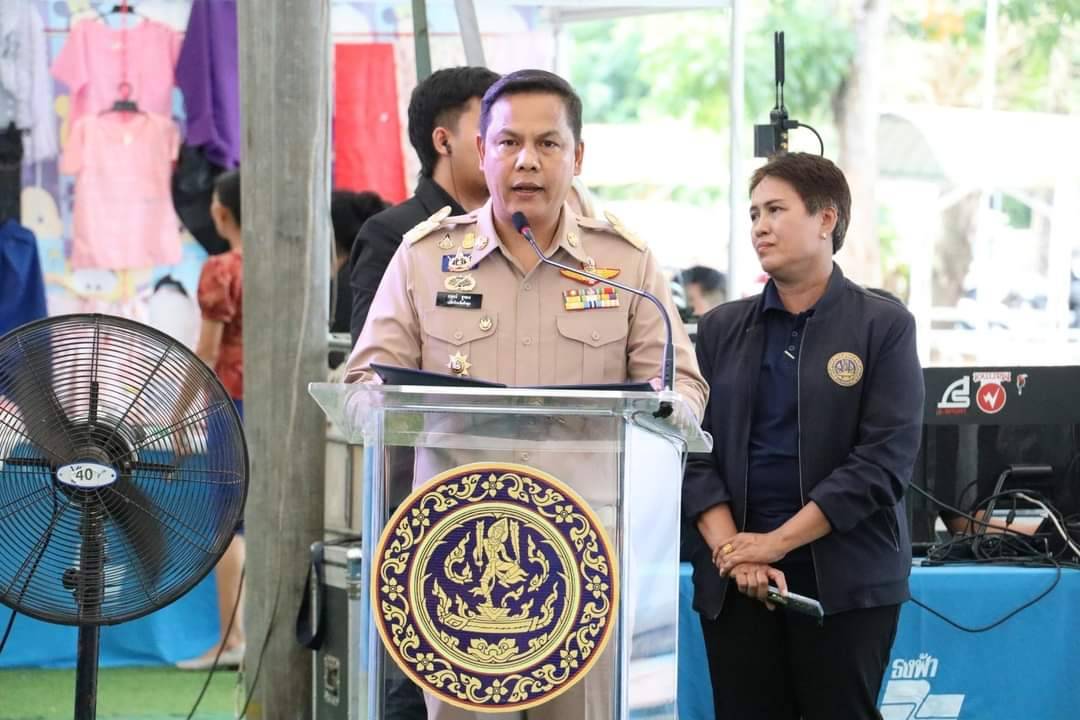 ประมงอำเภอตะโหมด เข้าร่วมพิธีเปิดโครงการธงฟ้าราคาประหยัด  ลดค่าครองชีพประชาชน ปีงบประมาณ พ.ศ 2567..คลิก