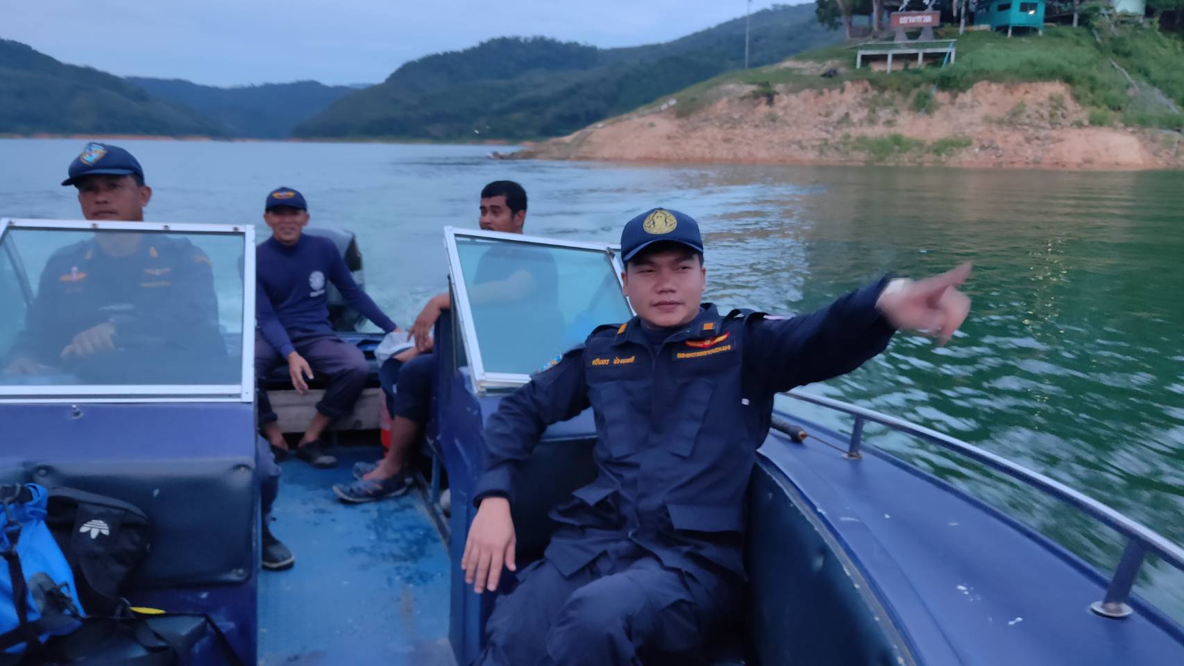 ภาพกิจกรรมออกปฏิบัติงานควบคุม เฝ้าระวังทรัพยากรสัตว์น้ำในช่วงฤดูสัตว์น้ำมีไข่ วางไข่..คลิก