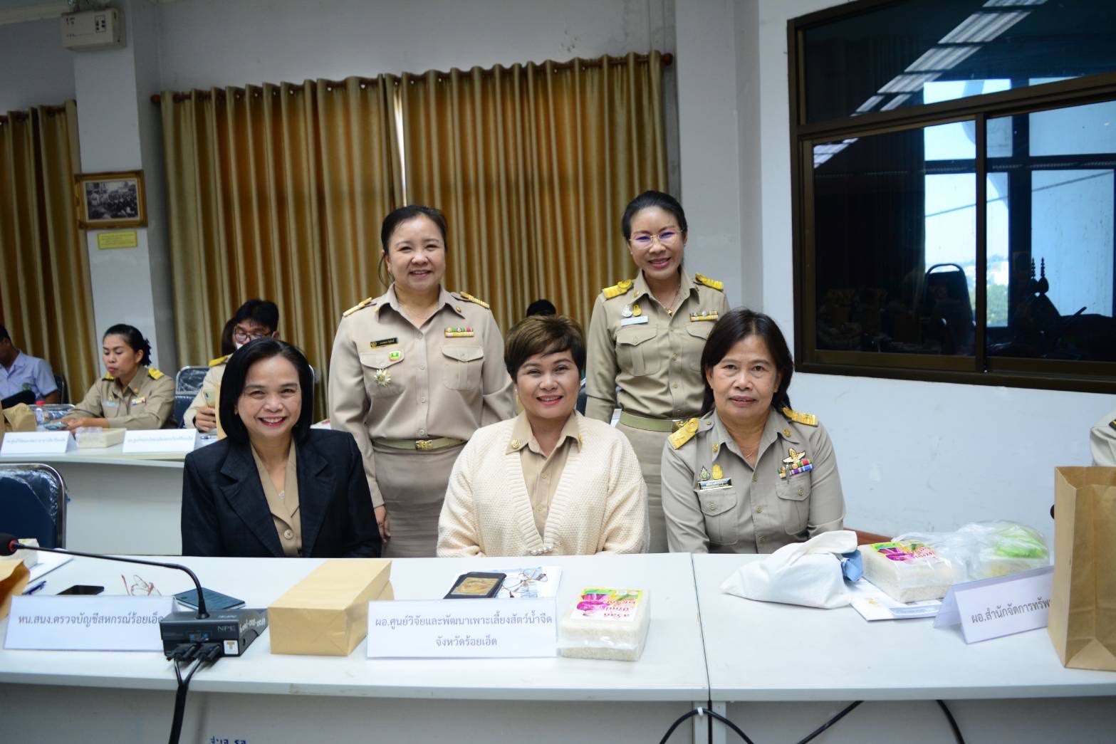 ร่วมประชุมคณะกรมการจังหวัด หัวหน้าส่วนราชการ หัวหน้าหน่วยงาน ประจำเดือน ธันวาคม ๒๕๖๖ ครั้งที่ ๑๒/๒๕๖๖..คลิก