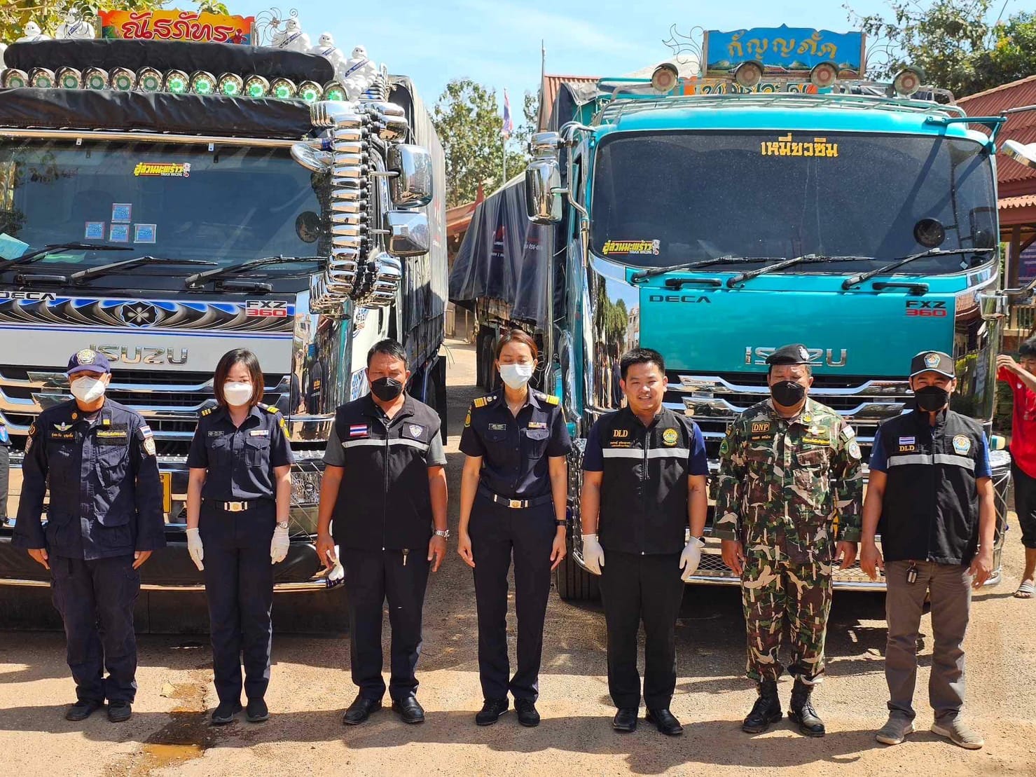 ตรวจสินค้าประมงที่นำเข้า ส่งออก ทางจุดผ่านแดนถาวรบ้านเขาดิน..คลิก